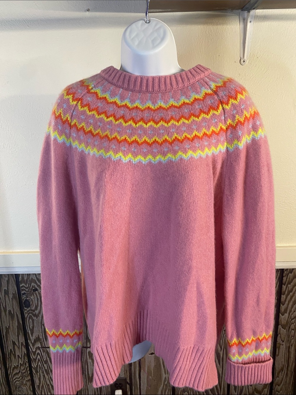 Pink Chevron Yoke Crewneck Cashmere Sweater - Women